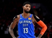 包含乔治过去4个赛季仅中间两赛季出勤超50场，同时也入选全明星的词条